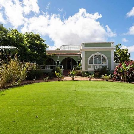 Amplia Villa De Lujo Con Piscina Climatizada لاس بالماس دي غران كاناريا المظهر الخارجي الصورة