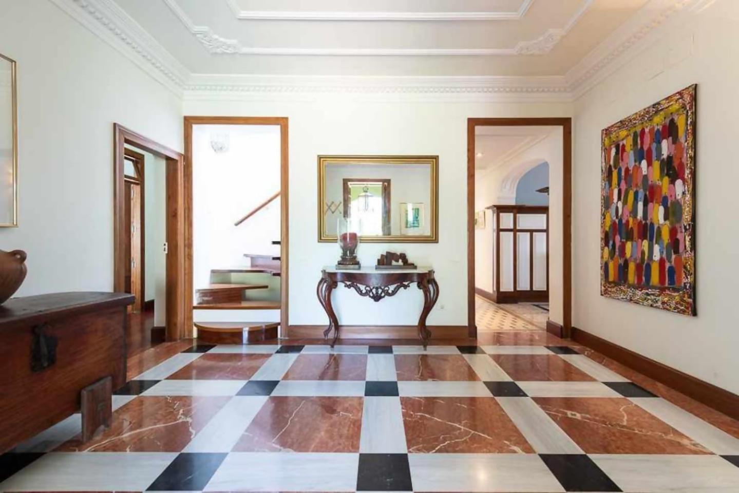 Amplia Villa De Lujo Con Piscina Climatizada لاس بالماس دي غران كاناريا المظهر الخارجي الصورة