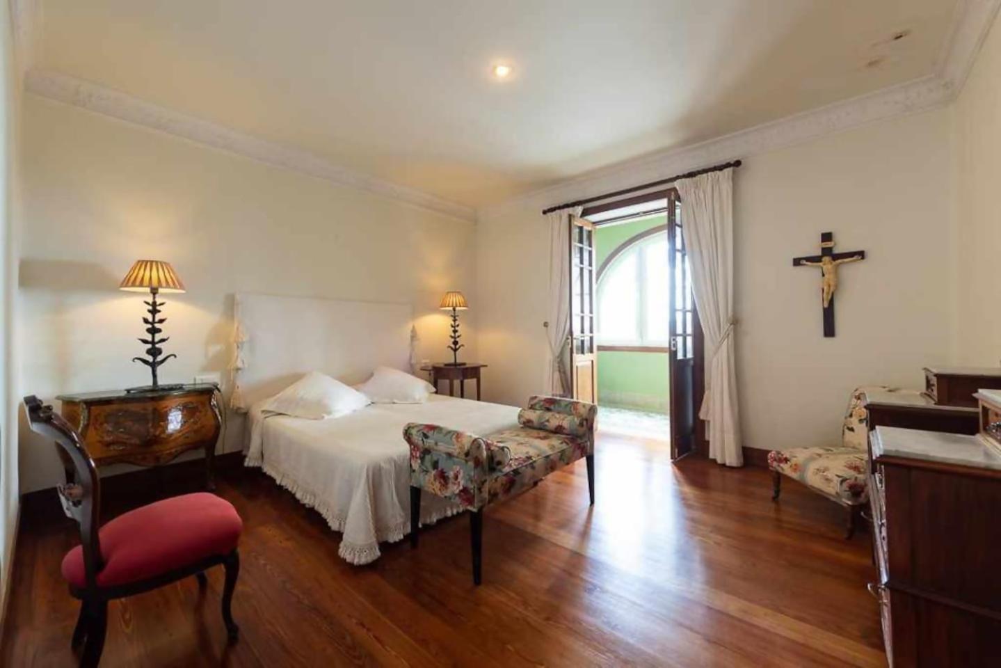 Amplia Villa De Lujo Con Piscina Climatizada لاس بالماس دي غران كاناريا المظهر الخارجي الصورة