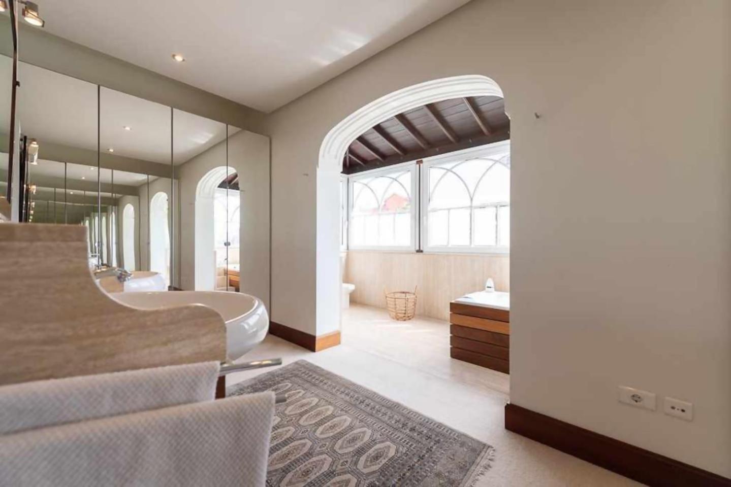 Amplia Villa De Lujo Con Piscina Climatizada لاس بالماس دي غران كاناريا المظهر الخارجي الصورة