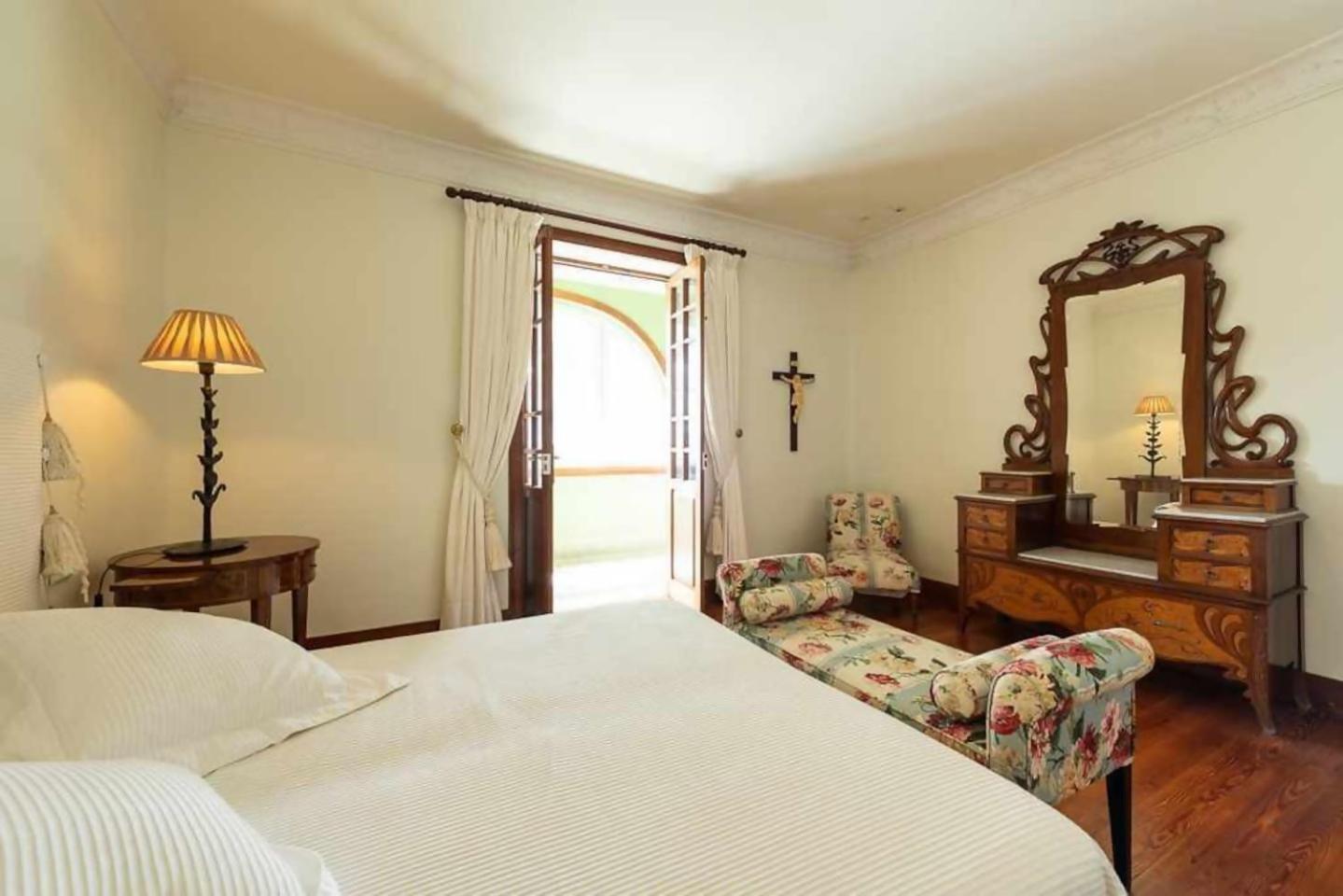 Amplia Villa De Lujo Con Piscina Climatizada لاس بالماس دي غران كاناريا المظهر الخارجي الصورة