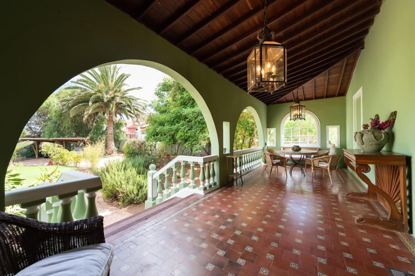Amplia Villa De Lujo Con Piscina Climatizada لاس بالماس دي غران كاناريا المظهر الخارجي الصورة