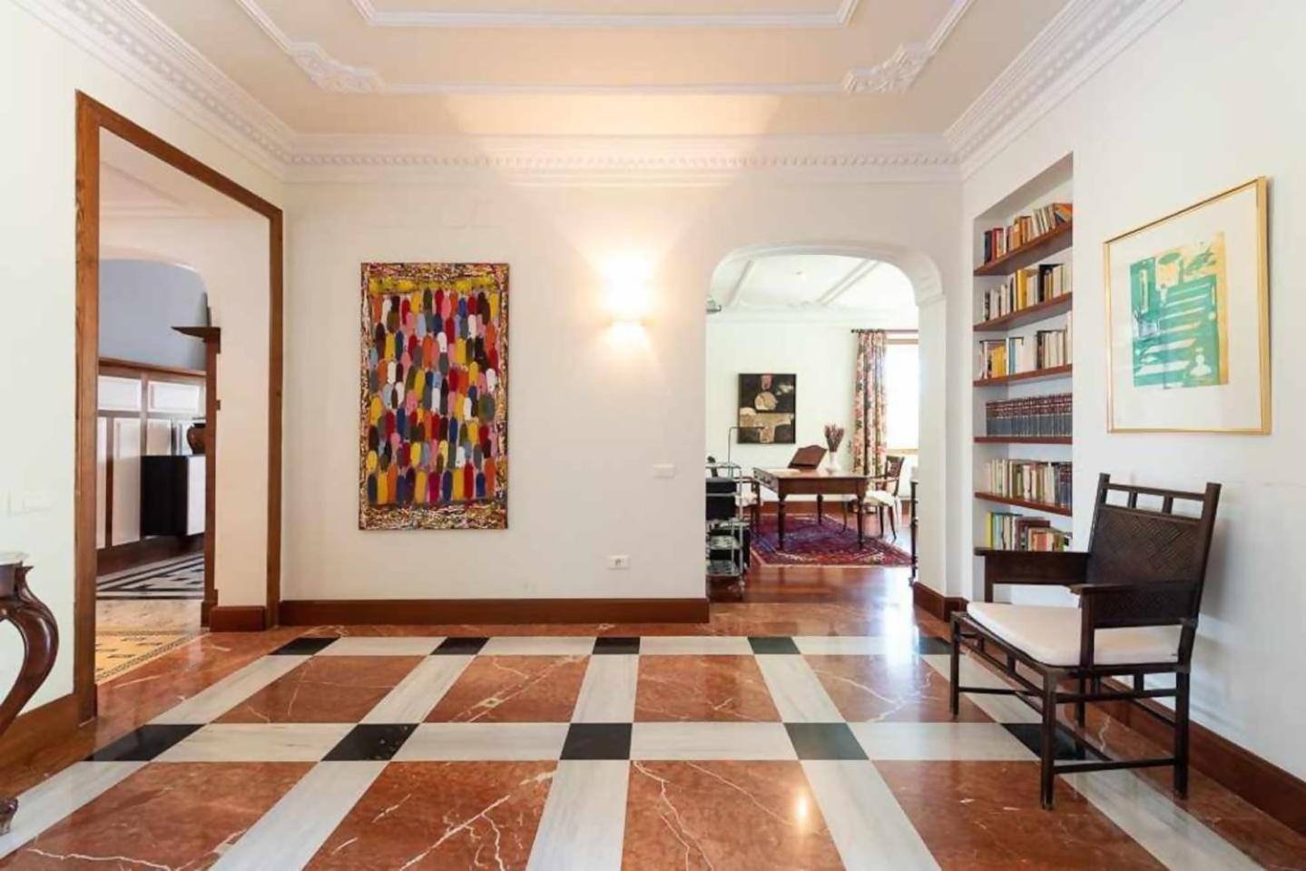 Amplia Villa De Lujo Con Piscina Climatizada لاس بالماس دي غران كاناريا المظهر الخارجي الصورة